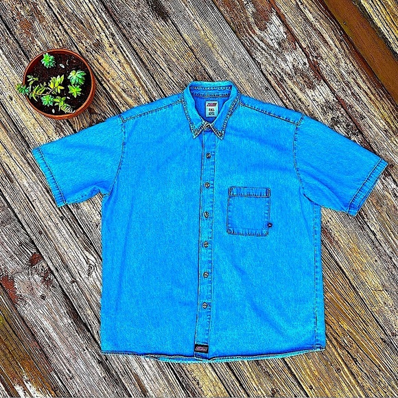 Dickies Other - Dickies XXL Short Sleeve Denim Button Down Shirt
